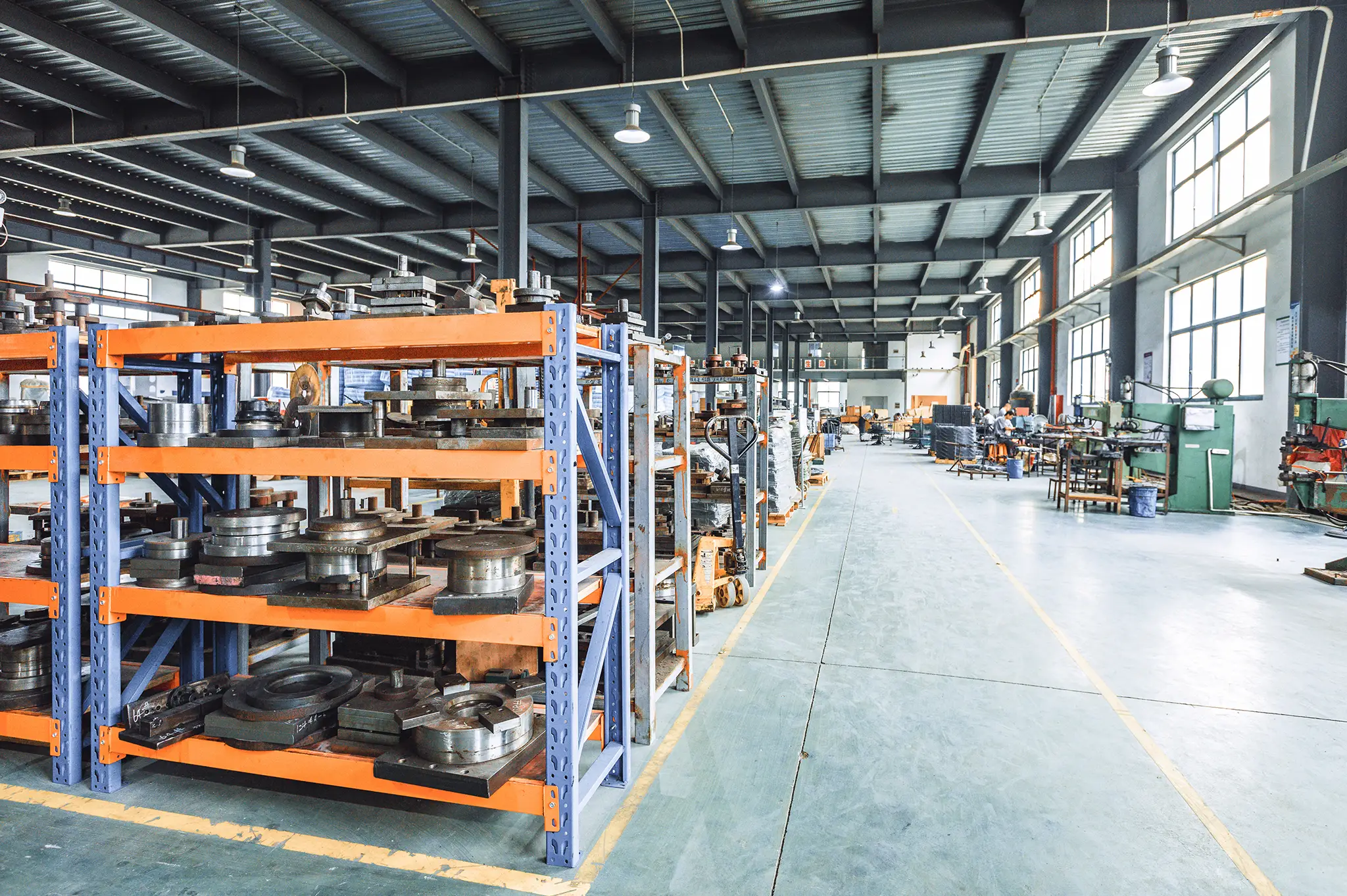 binock factory stock